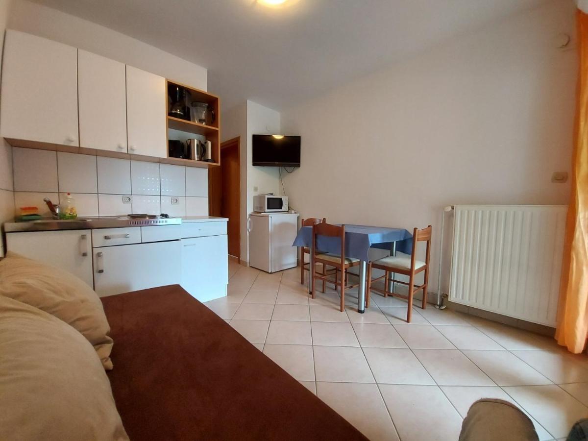 Apartment Pezic Krk Town Kültér fotó